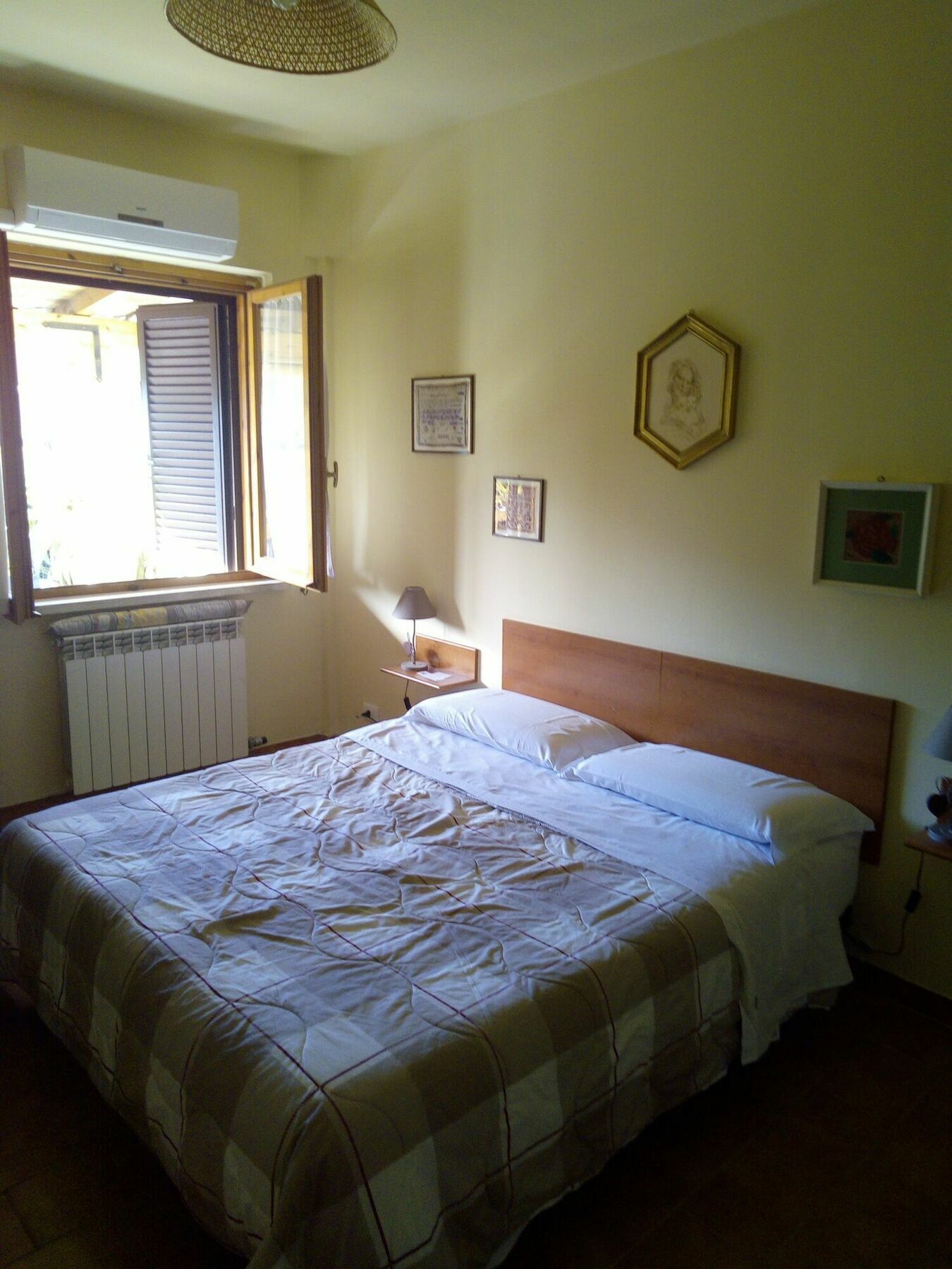 Bed & Breakfast Hotel California Terracina Bagian luar foto