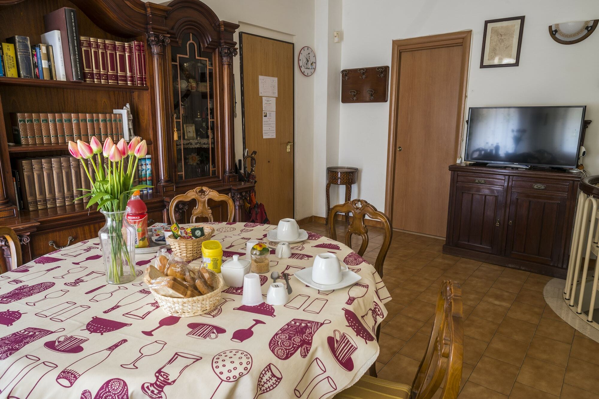 Bed & Breakfast Hotel California Terracina Bagian luar foto