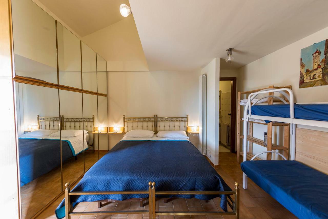 Bed & Breakfast Hotel California Terracina Bagian luar foto